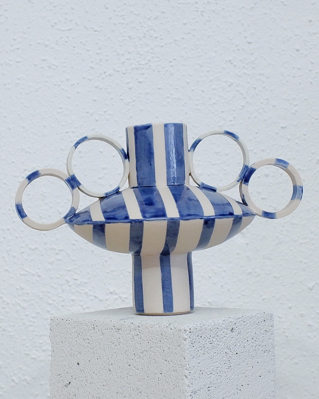 Blue / White Zebrino