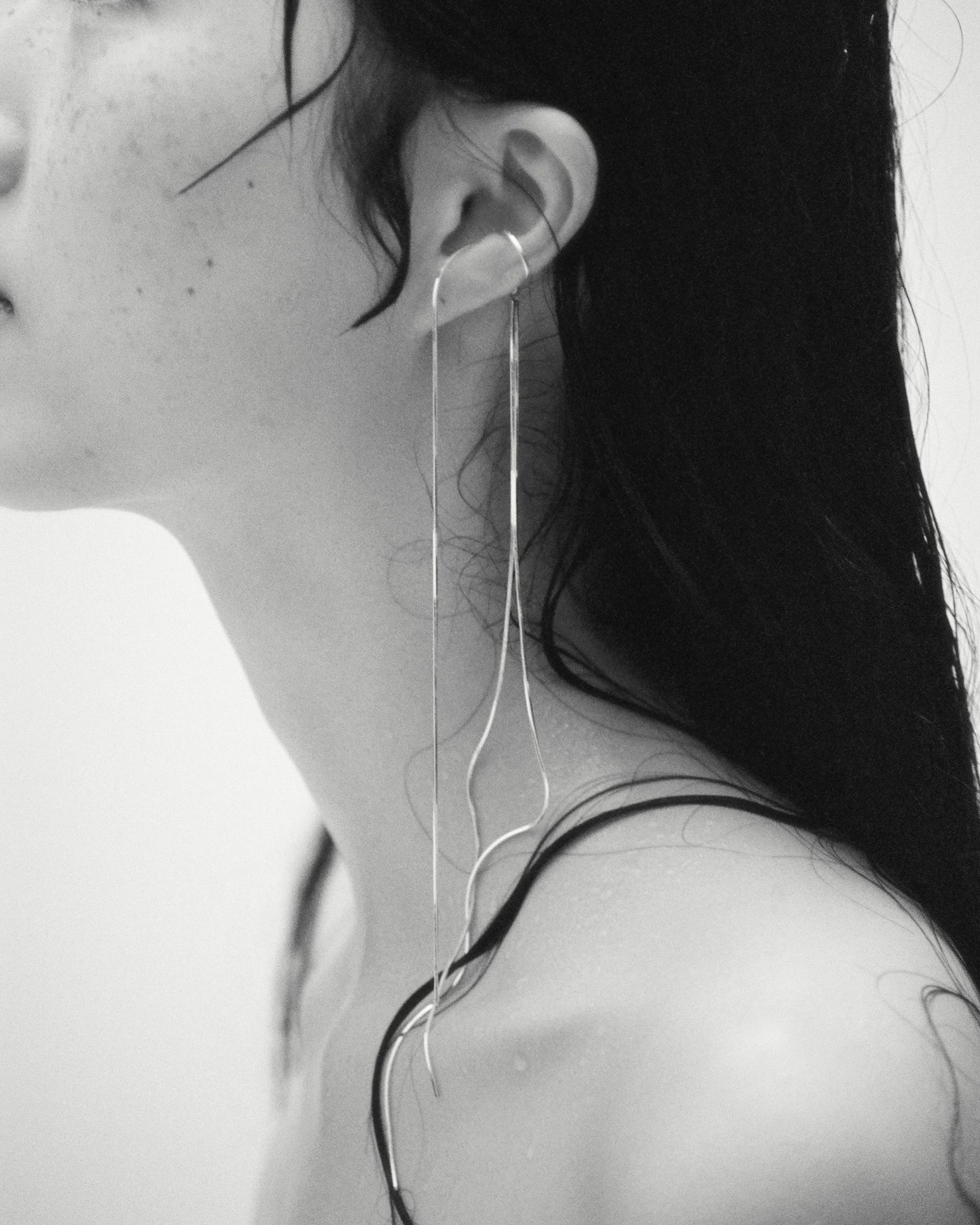 Lissom Thin Earcuff Long