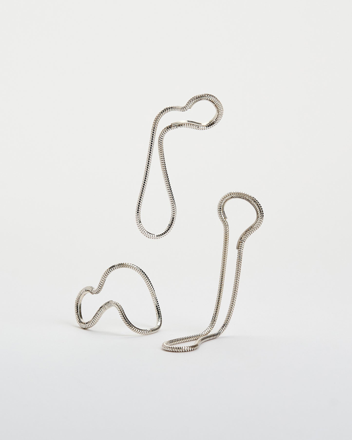 Lissom Circular Earcuff