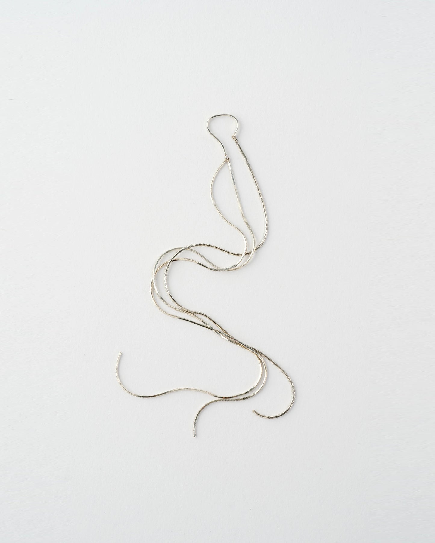 Lissom Thin Earcuff Long