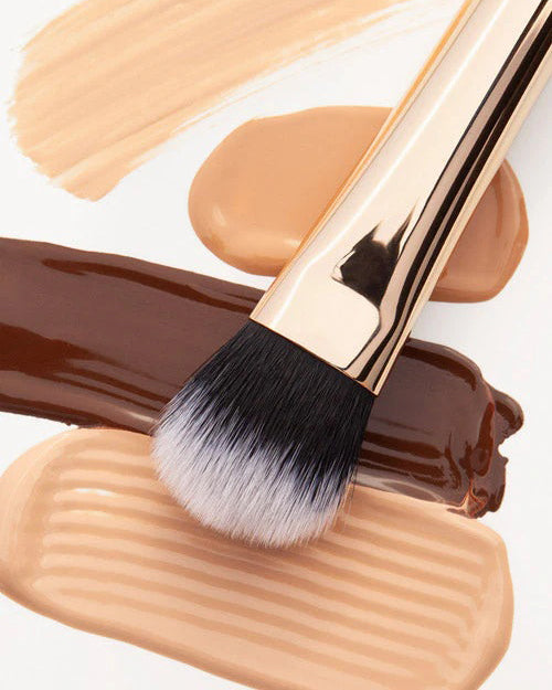 #08 Concealer brush