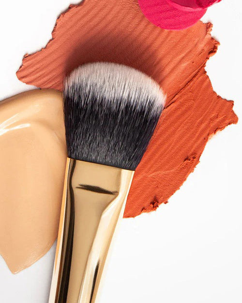 #11 Cream Blush Brush