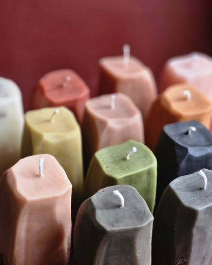 Hilde - Skulpturale Kerzen aus Bienenwachs