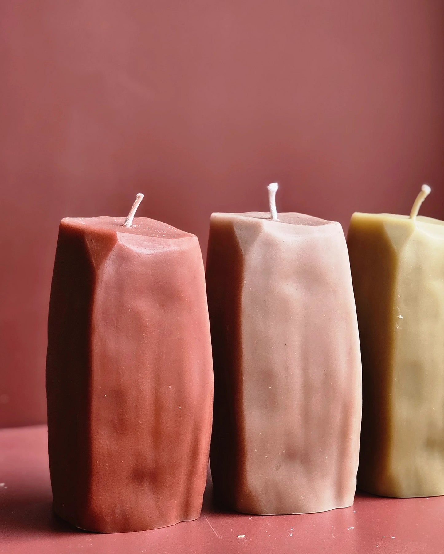 Hilde - Skulpturale Kerzen aus Bienenwachs