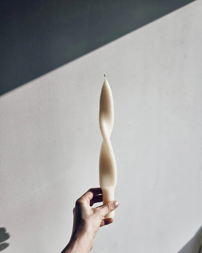 Tilda S - Skulpturale Kerzen aus Bienenwachs